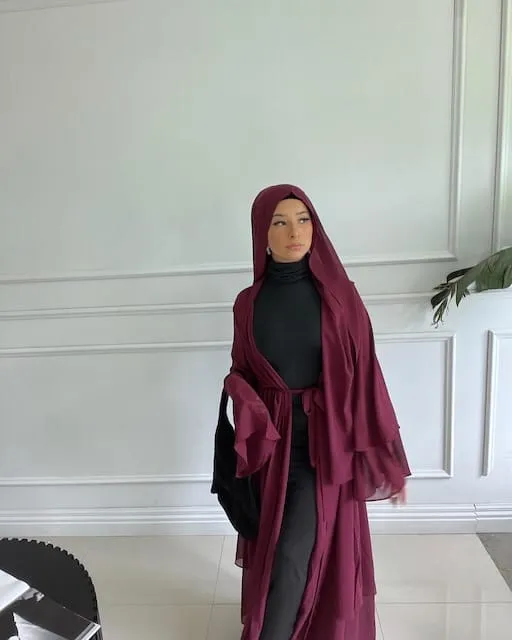 Aisha Abaya with Hijab - Maroon