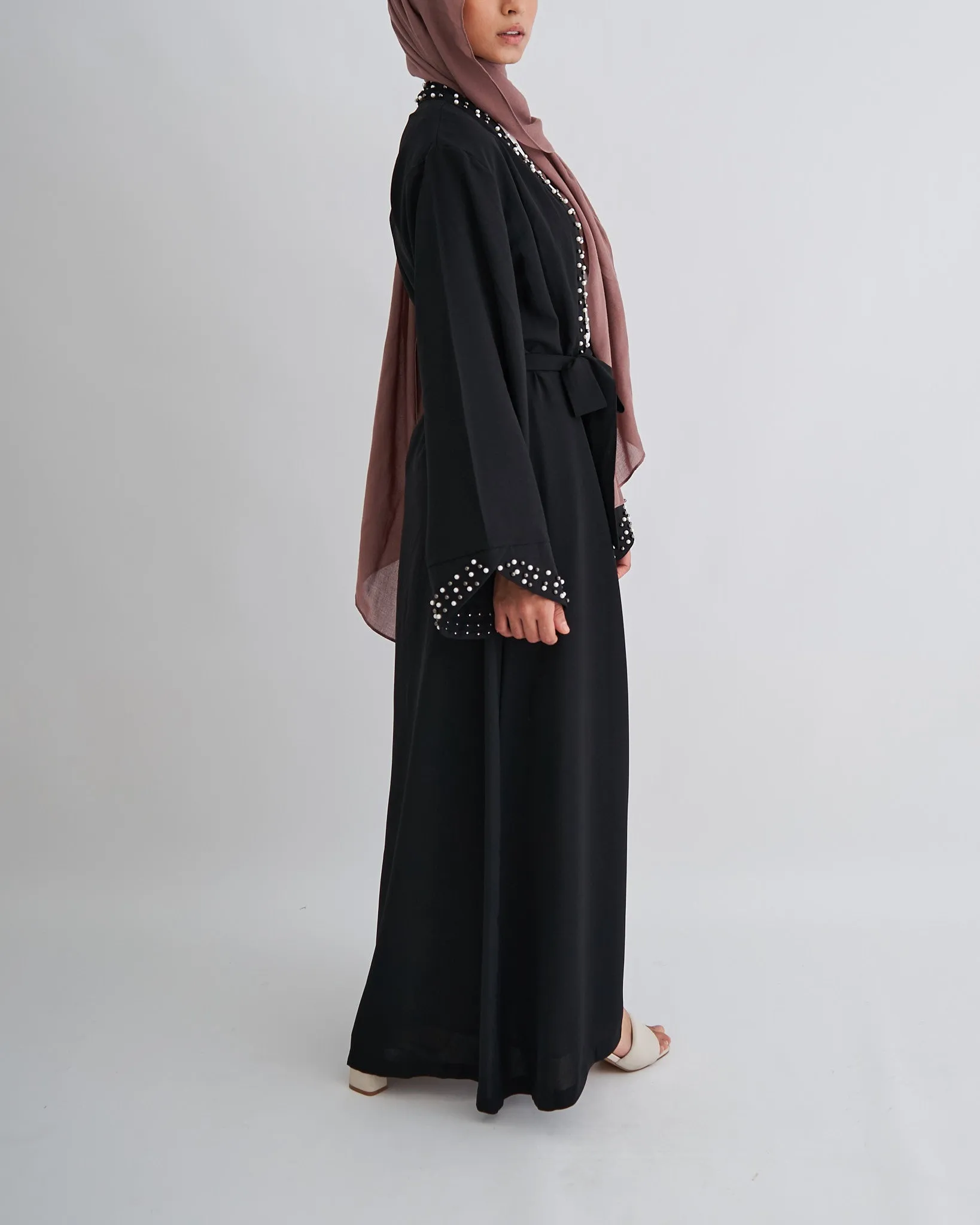 Amirah Pearl Abaya - Black