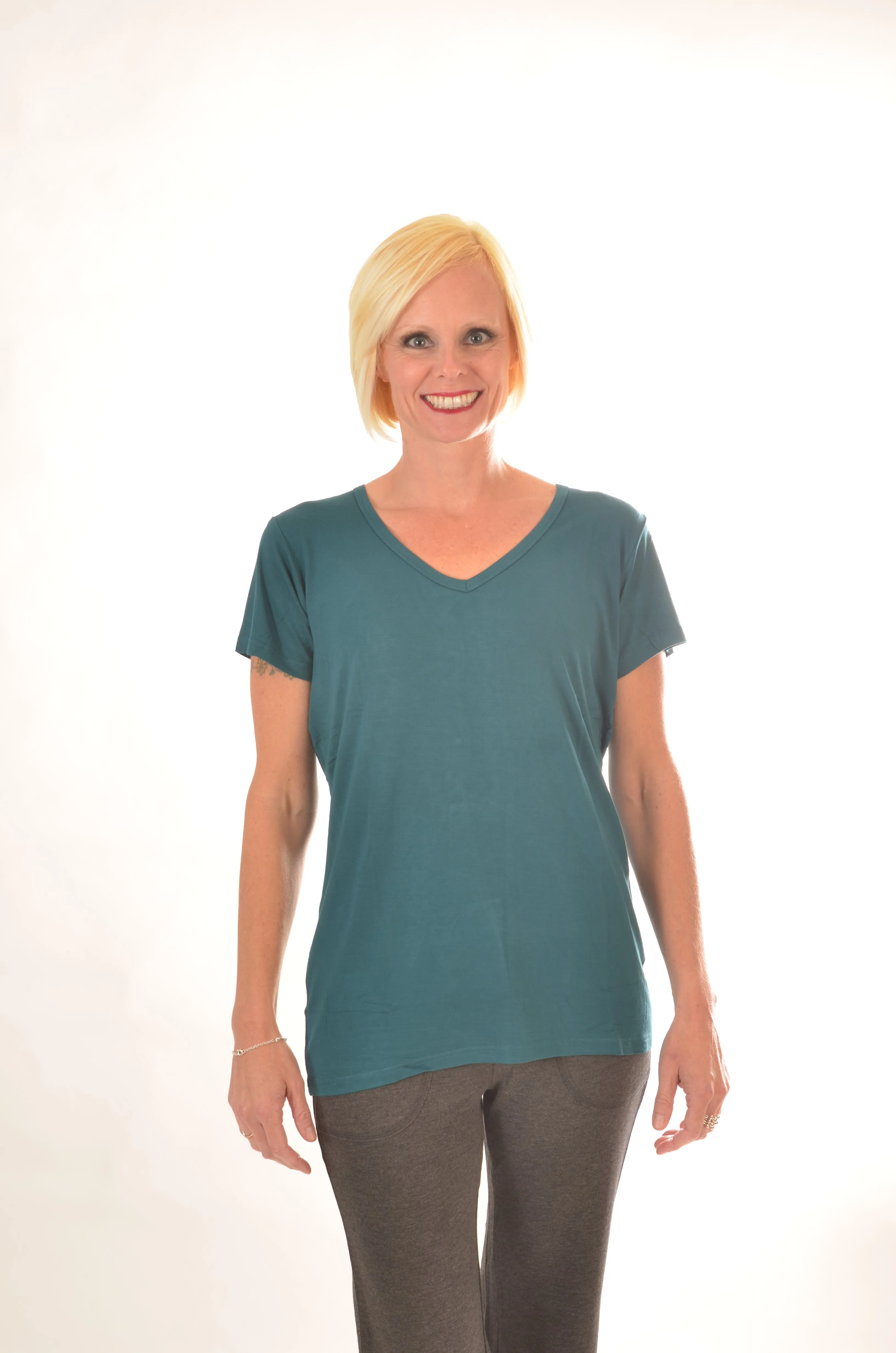 Women Wayi Bamboo V-neck T-shirt